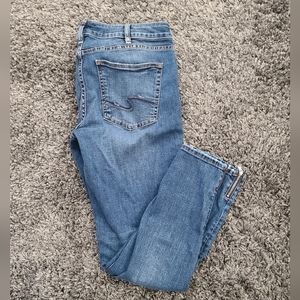 Silver Jeans Aiko Skinny women's size W33/L29 - cute zipper detail on ankle